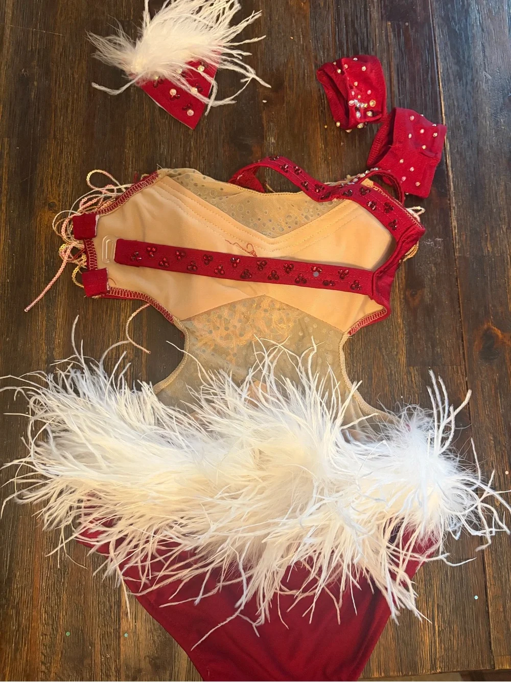 Glamour Costume – Child Large red jazz showgirl competition costume